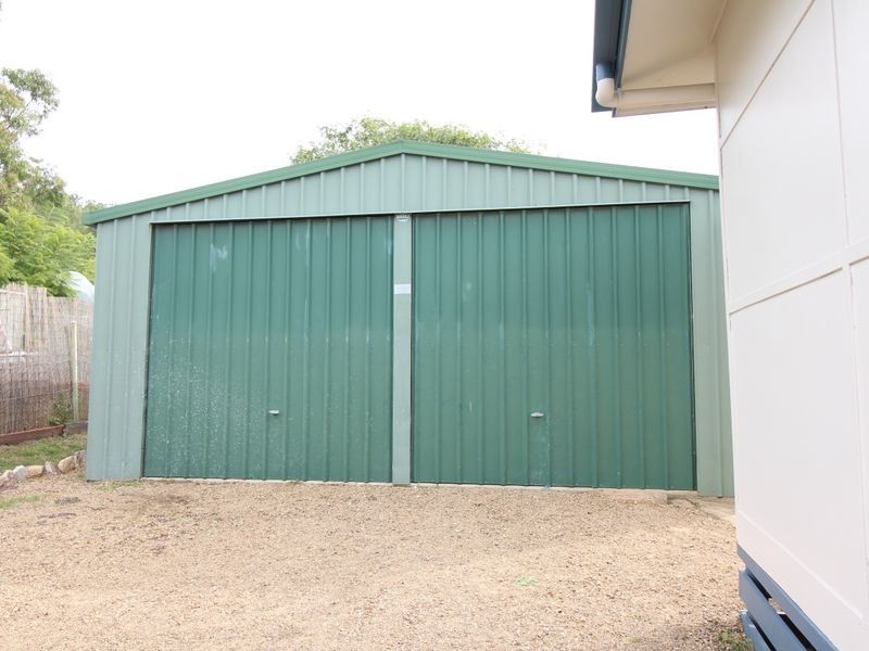 9 Mack Street, Esk QLD 4312