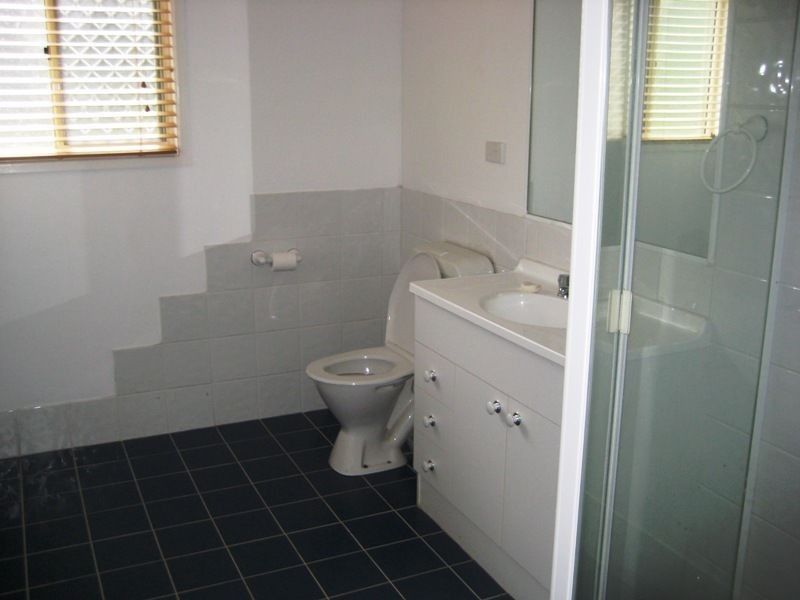 9 King Street, Somerset Dam QLD 4312