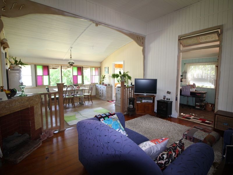 21 Elizabeth Street, Esk QLD 4312