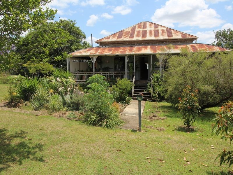 21 Elizabeth Street, Esk QLD 4312