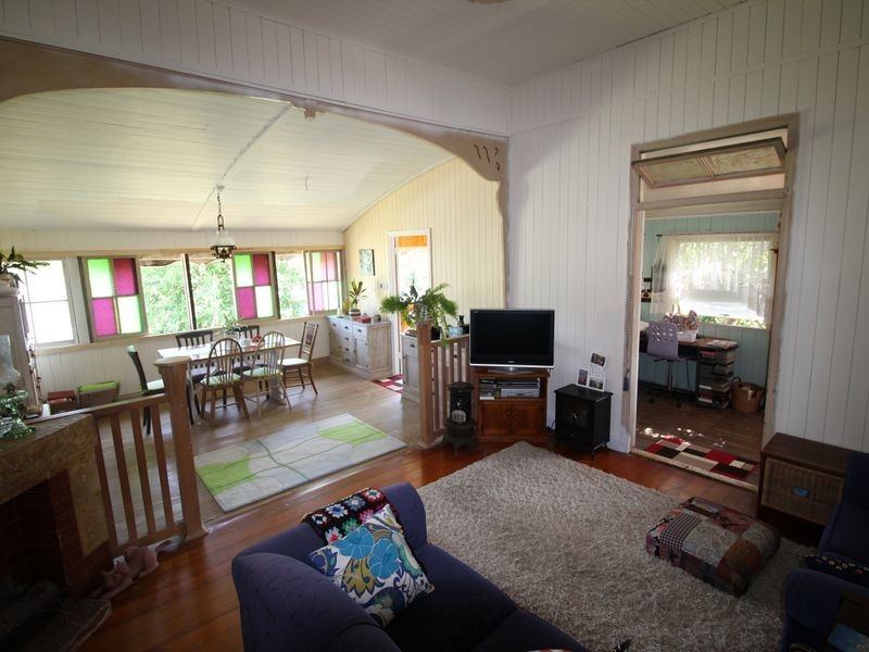 21 Elizabeth Street, Esk QLD 4312