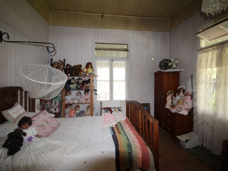 21 Elizabeth Street, Esk QLD 4312