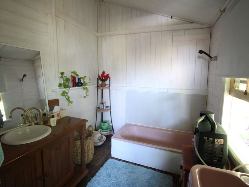 21 Elizabeth Street, Esk QLD 4312