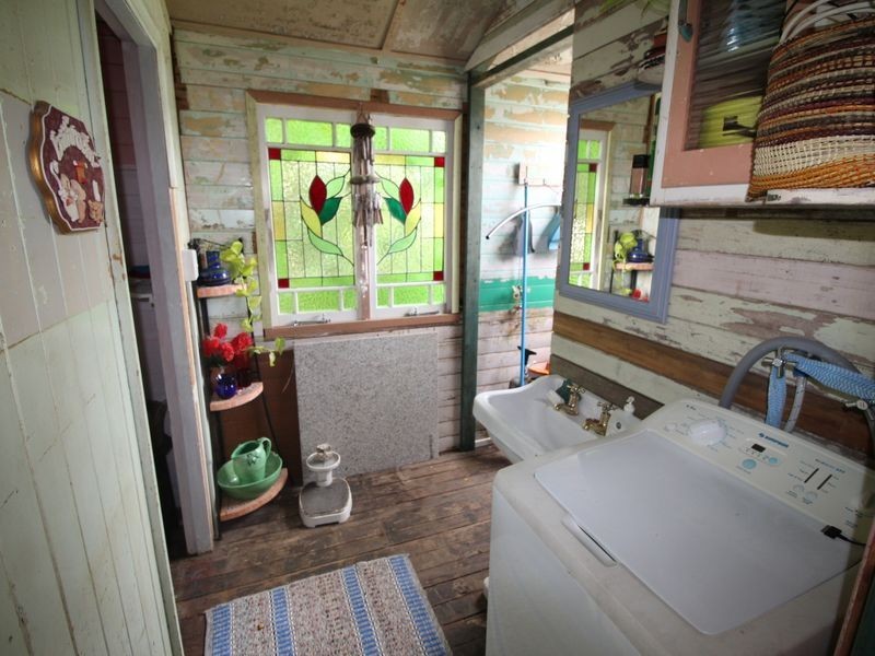 21 Elizabeth Street, Esk QLD 4312