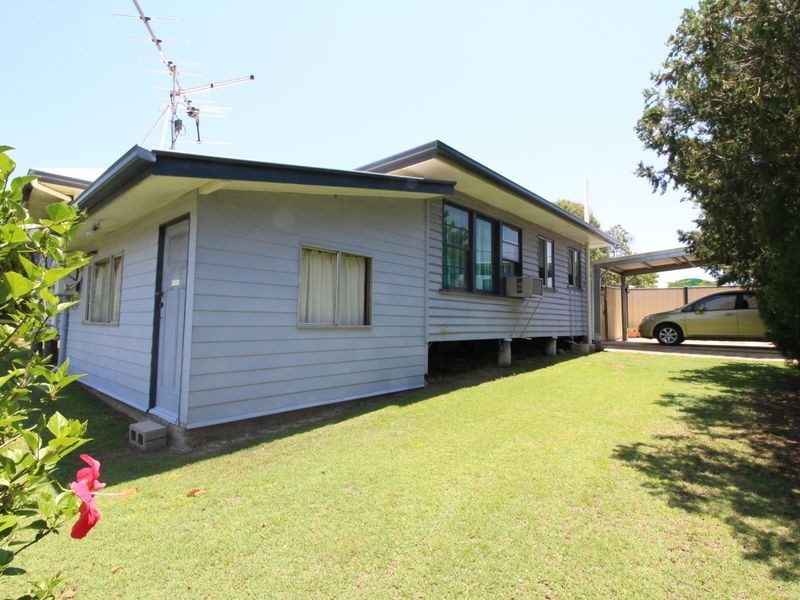 19 Alexandra Street, Toogoolawah QLD 4313