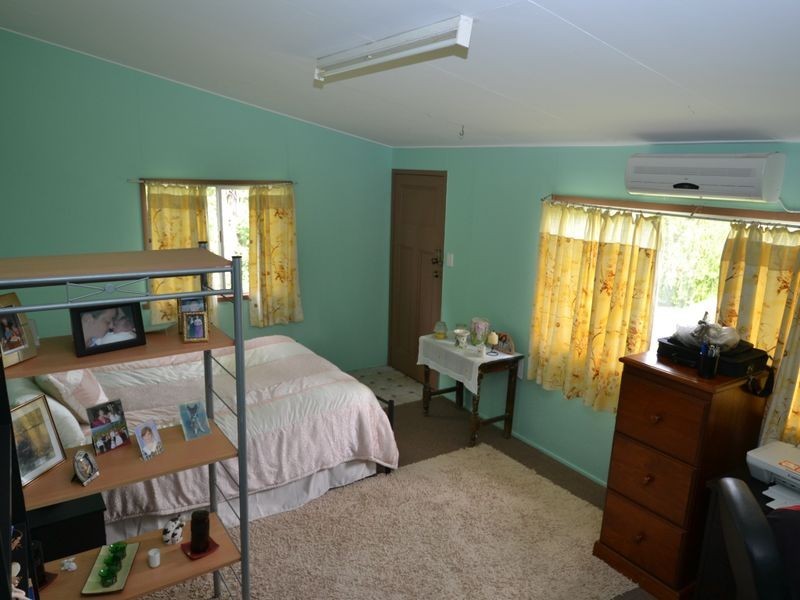 19 Alexandra Street, Toogoolawah QLD 4313