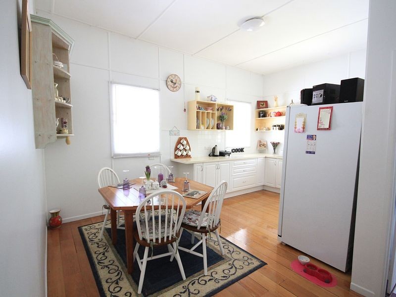 55 Ipswich Street, Esk QLD 4312