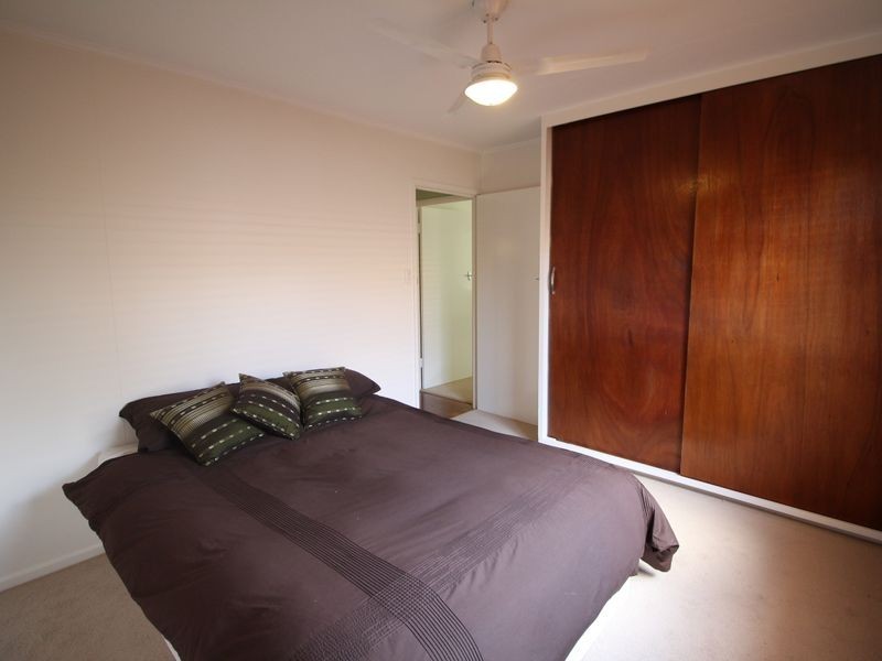 26 Short Street, Esk QLD 4312