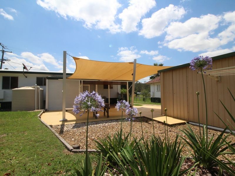 26 Short Street, Esk QLD 4312