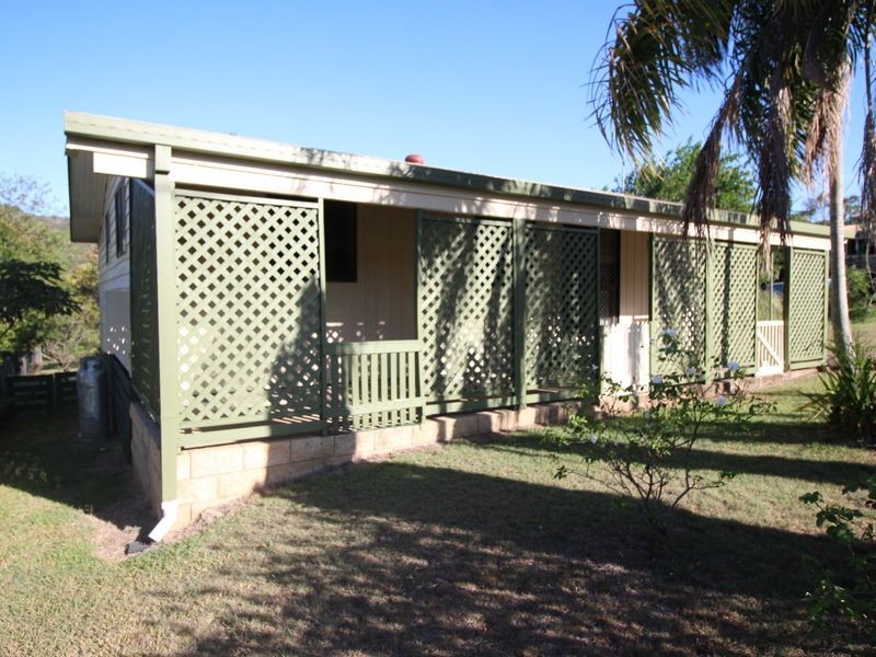 32 Down Street, Esk QLD 4312