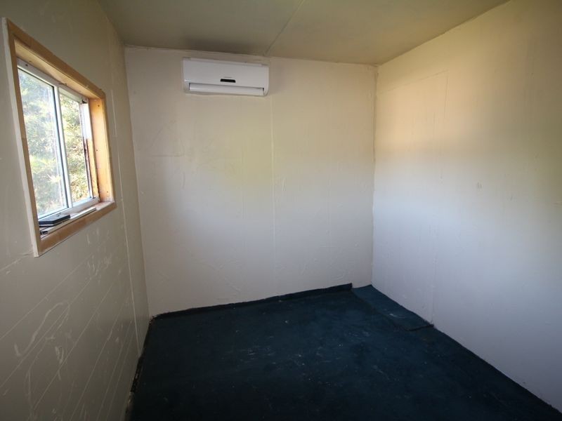 32 Down Street, Esk QLD 4312