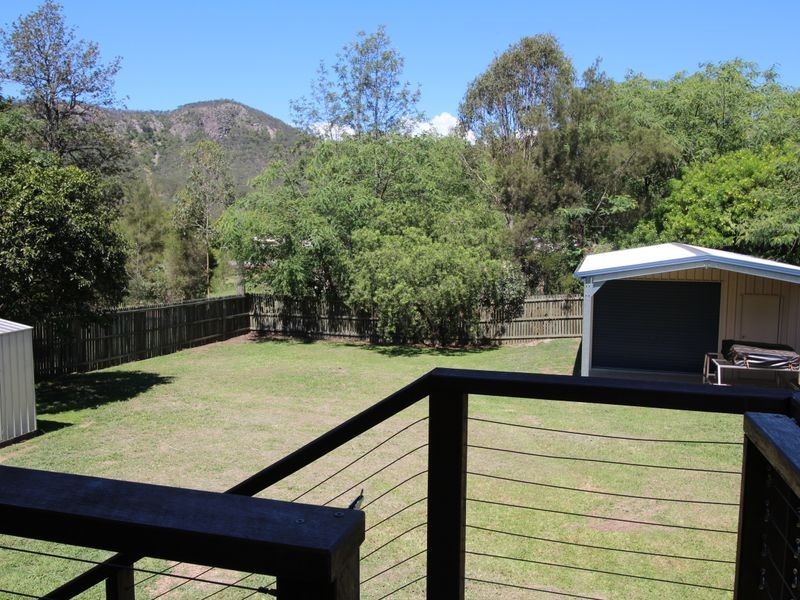 24 Down Street, Esk QLD 4312