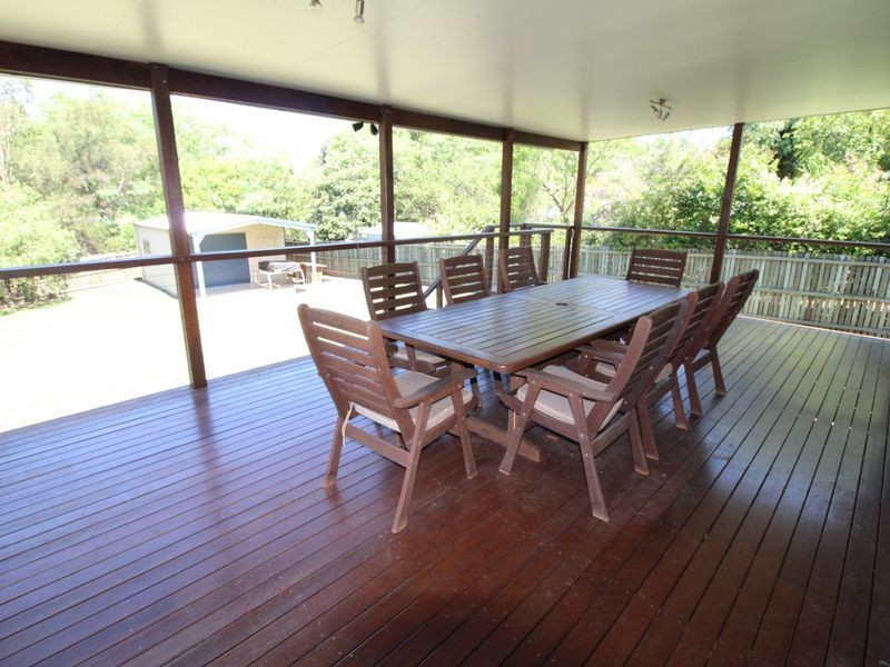 24 Down Street, Esk QLD 4312