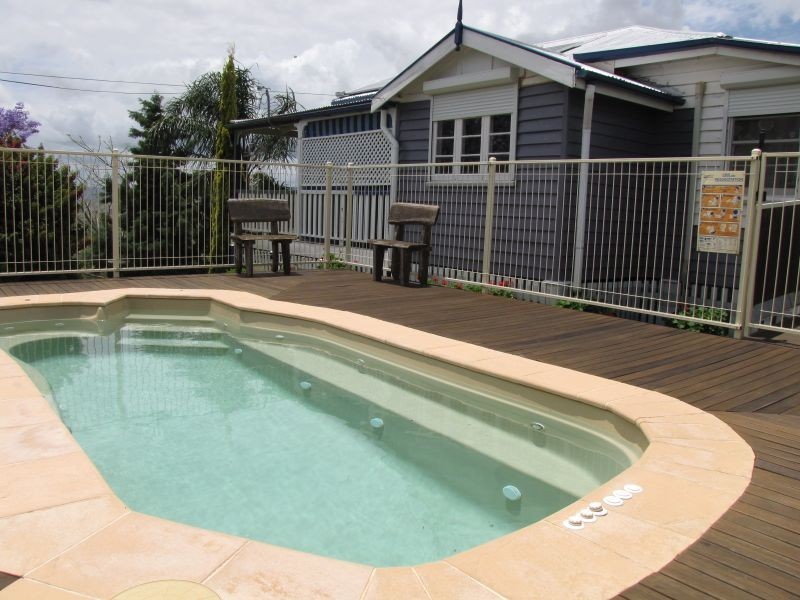 215 Wolffs Lane, Toogoolawah QLD 4313