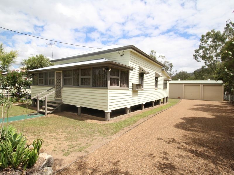 7 Mary Street, Esk QLD 4312