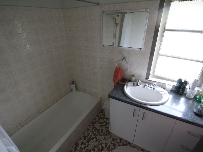 7 Mary Street, Esk QLD 4312