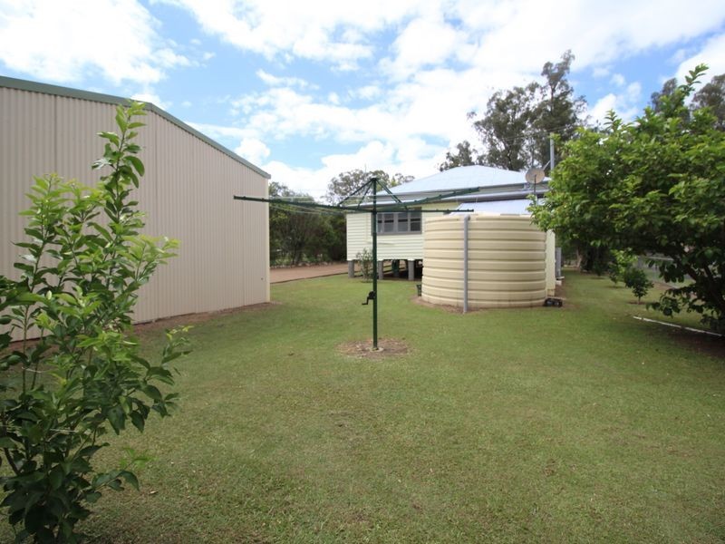 7 Mary Street, Esk QLD 4312