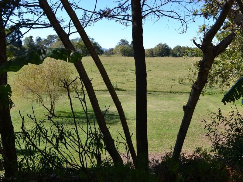 7136 Brisbane Valley Highway, Toogoolawah QLD 4313