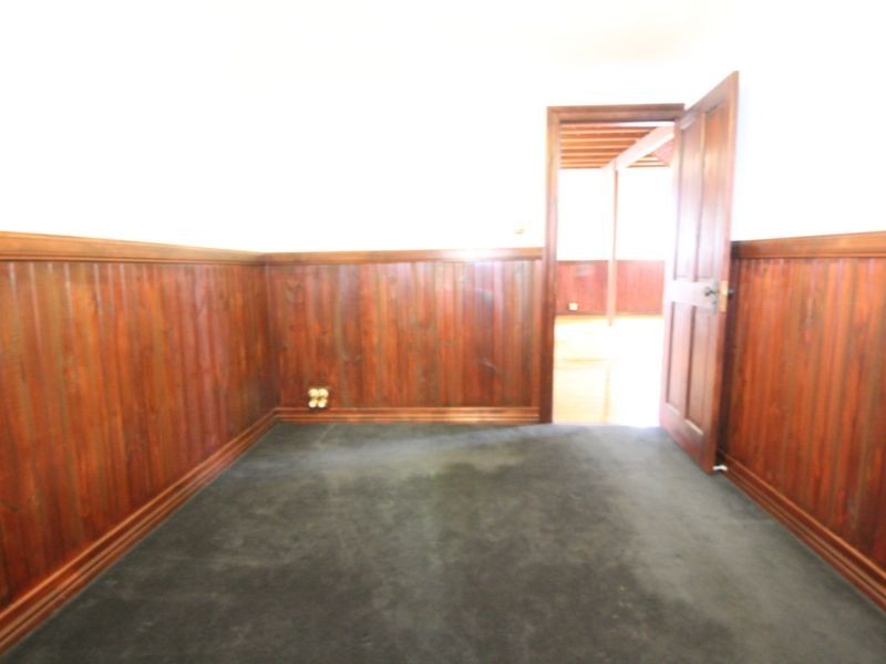 5 First Avenue, Somerset Dam QLD 4312