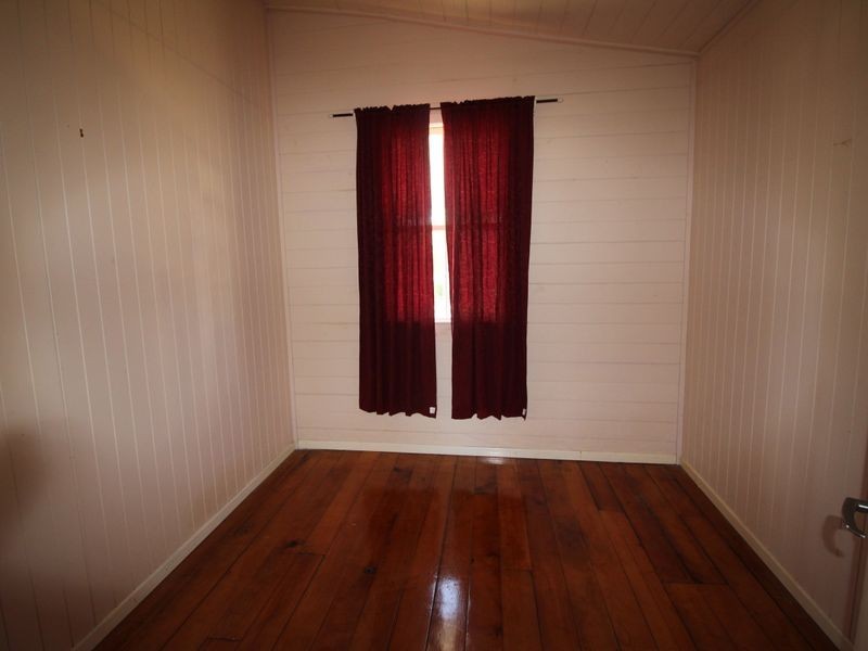 60 Charles Street, Toogoolawah QLD 4313