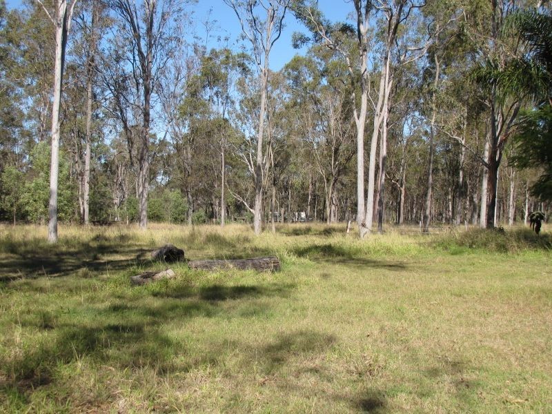 5 Vineyard Road, Coominya QLD 4311