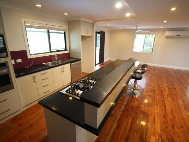 142 Lockyer View Road, Wivenhoe Pocket QLD 4306