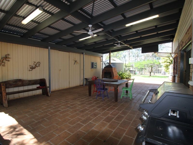 142 Lockyer View Road, Wivenhoe Pocket QLD 4306