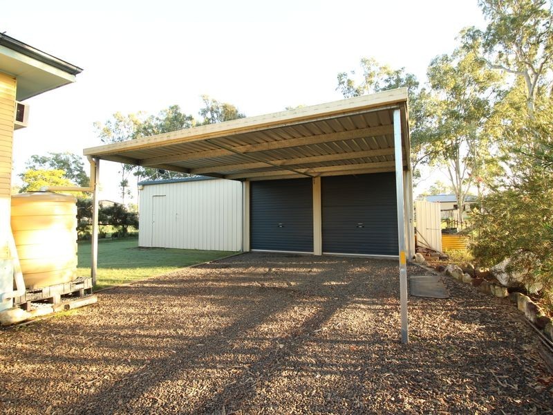 17 Mary Street, Toogoolawah QLD 4313