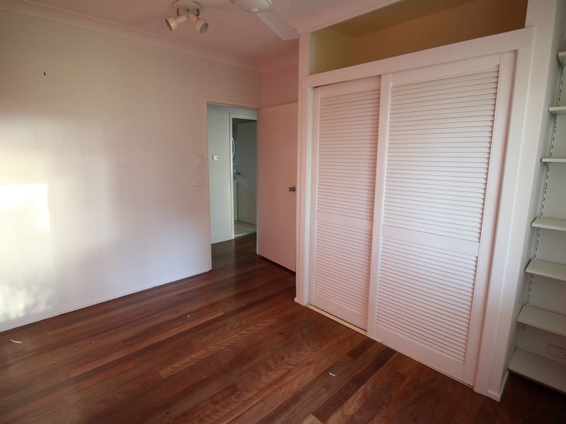 17 Mary Street, Toogoolawah QLD 4313