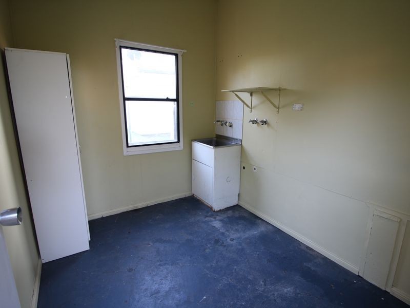 17 Mary Street, Toogoolawah QLD 4313