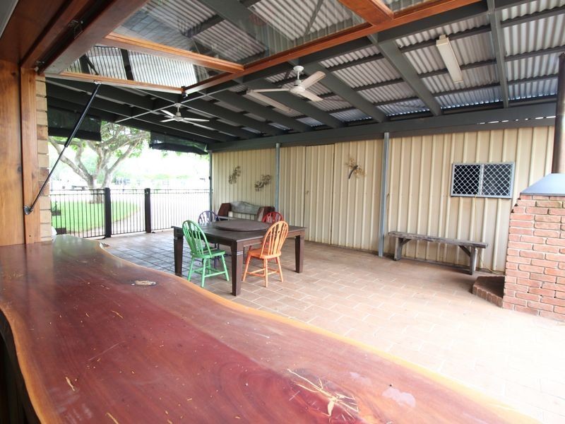 142 Lockyer View Road, Wivenhoe Pocket QLD 4306