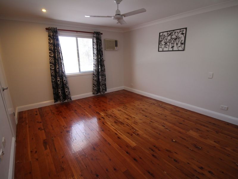 142 Lockyer View Road, Wivenhoe Pocket QLD 4306