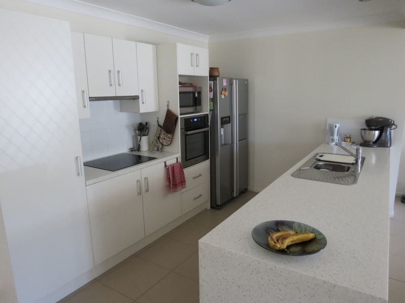 27 Edward Street, Esk QLD 4312