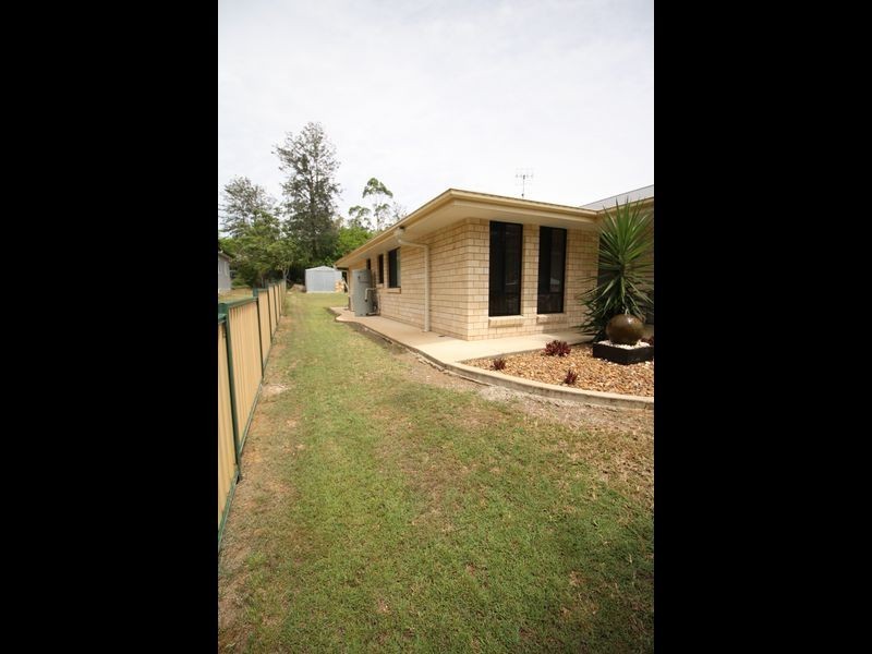 27 Edward Street, Esk QLD 4312