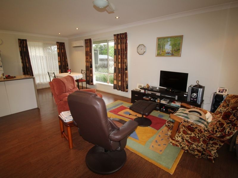 33 Middle Street, Esk QLD 4312