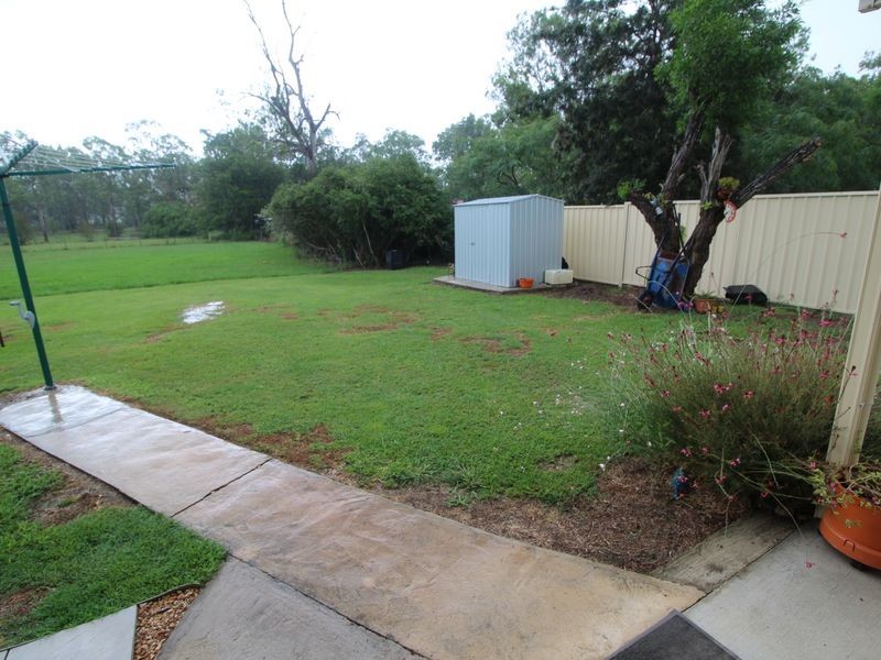 33 Middle Street, Esk QLD 4312