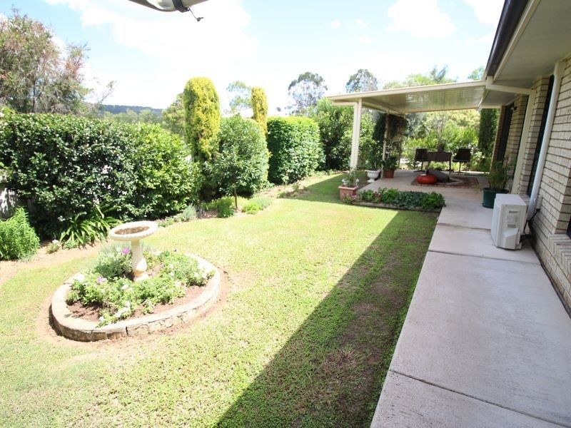 79 Middle Street, Esk QLD 4312