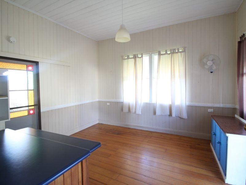 29 Bellambi Street, Toogoolawah QLD 4313