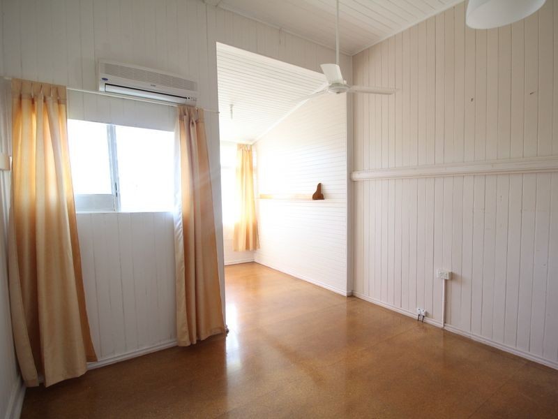 29 Bellambi Street, Toogoolawah QLD 4313