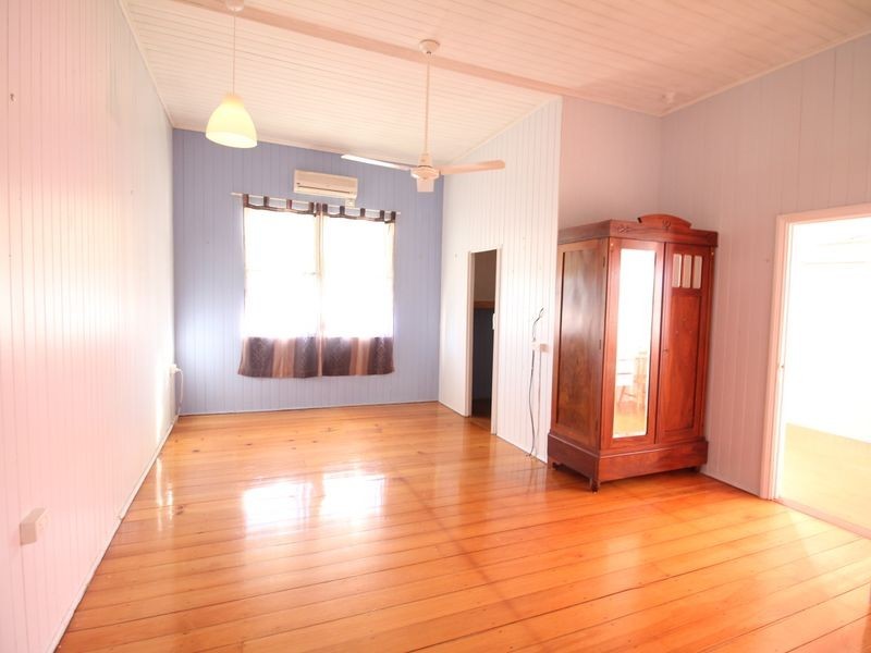 29 Bellambi Street, Toogoolawah QLD 4313