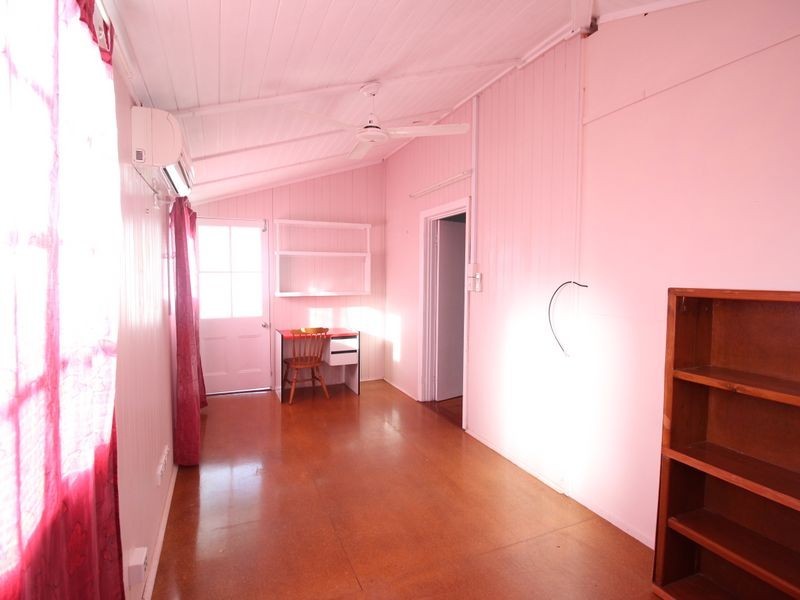 29 Bellambi Street, Toogoolawah QLD 4313