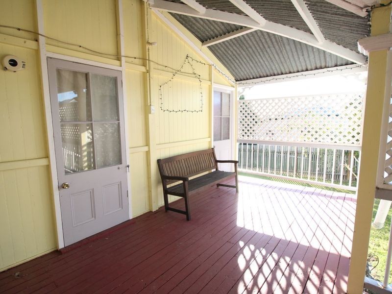 29 Bellambi Street, Toogoolawah QLD 4313