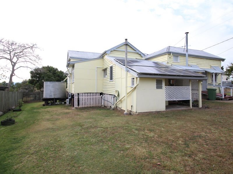 29 Bellambi Street, Toogoolawah QLD 4313