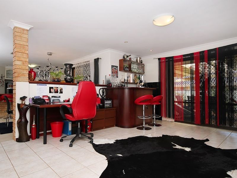 5 Meyer Court, Woodvale WA 6026