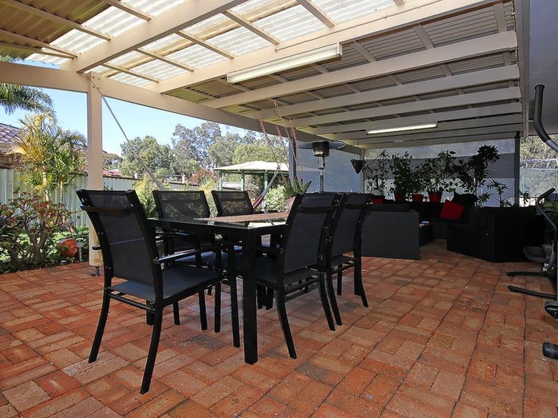 5 Meyer Court, Woodvale WA 6026