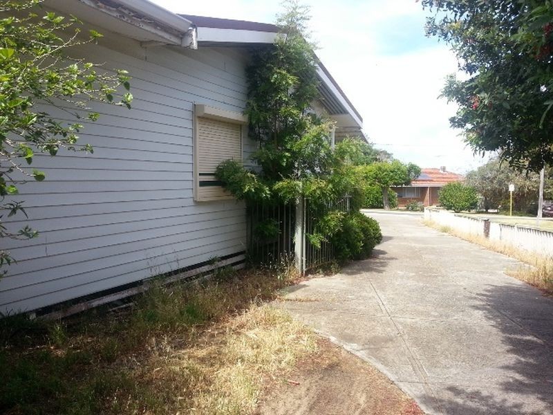 35 Apara Way, Nollamara WA 6061