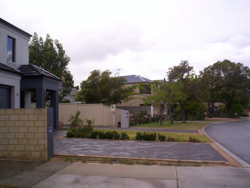 35 Apara Way, Nollamara WA 6061