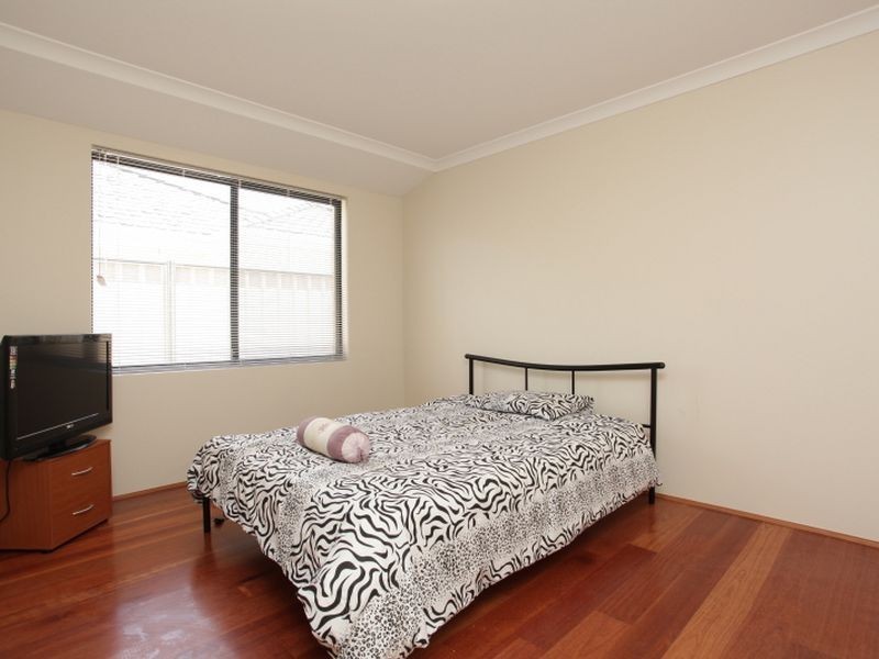 6 Milan Avenue, Wanneroo WA 6065