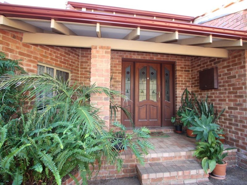 26 Winsor Road, Kalamunda WA 6076