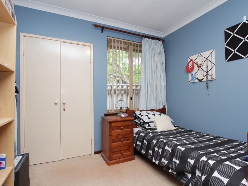 26 Winsor Road, Kalamunda WA 6076